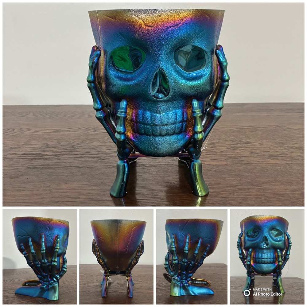 NWT Blue Iridescent Oil Slick Skull 💀 in Hands Snack or Candy Bowl Decoration